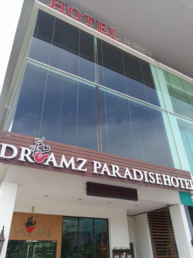 Dreamz Paradise Hotel Malacca Exterior photo