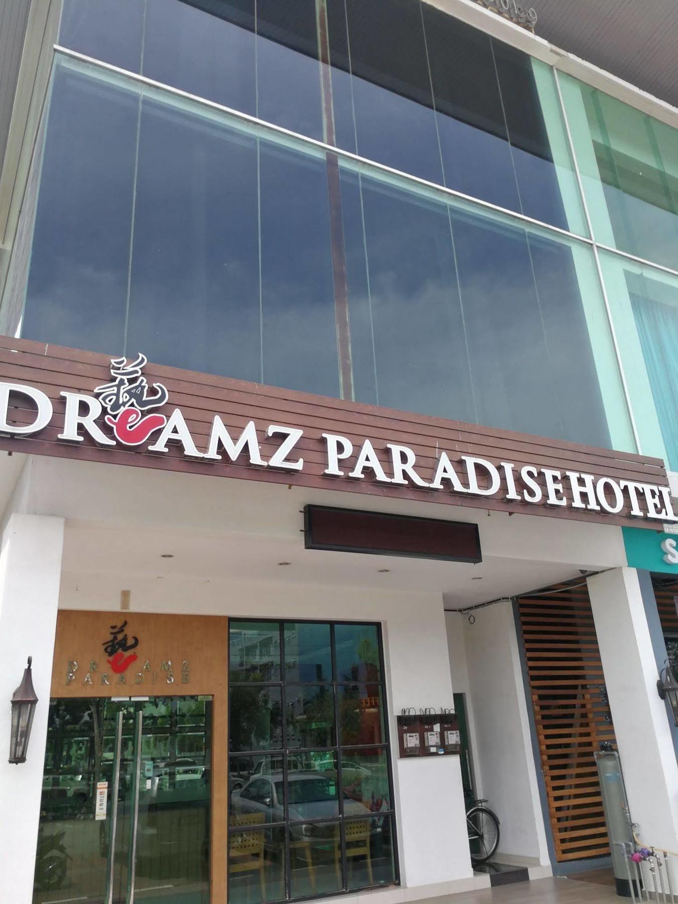 Dreamz Paradise Hotel Malacca Exterior photo