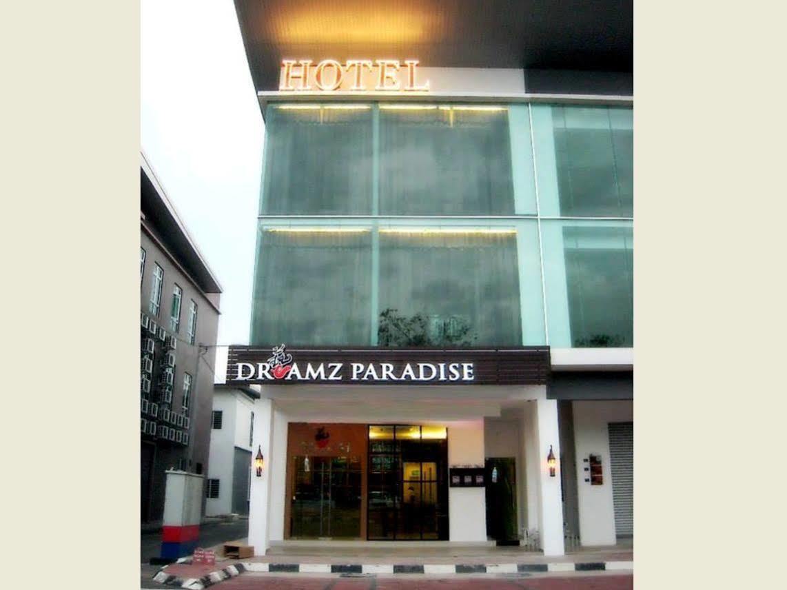 Dreamz Paradise Hotel Malacca Exterior photo