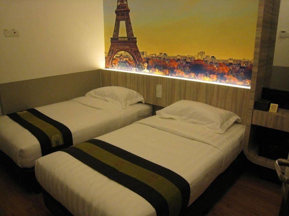 Dreamz Paradise Hotel Malacca Exterior photo
